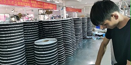 摩登6注册能贴在塑胶上吗